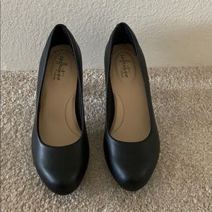 Clark’s comfort high heel